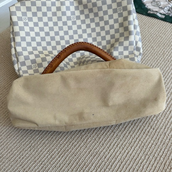 🎁Louis Vuitton Arsty Bag - Picture 16 of 17